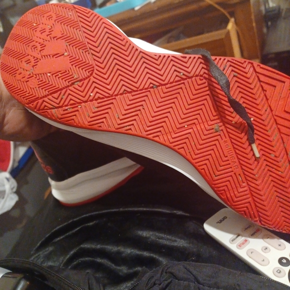 Addias - Picture 3 of 4